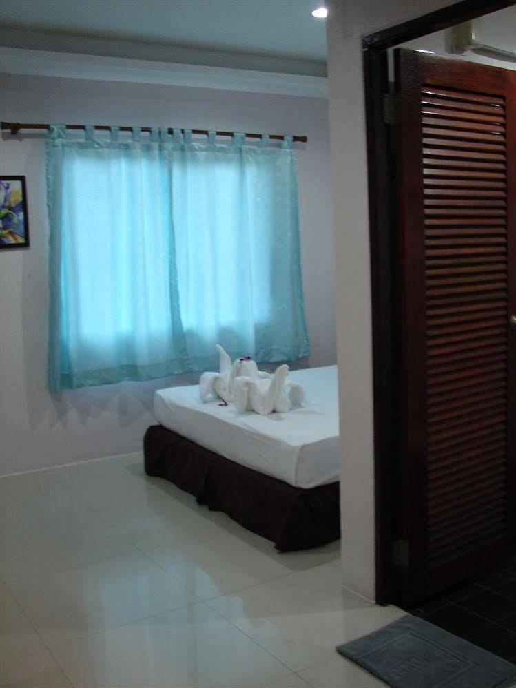 Sabai Hostel Phi Phi Don Exterior photo