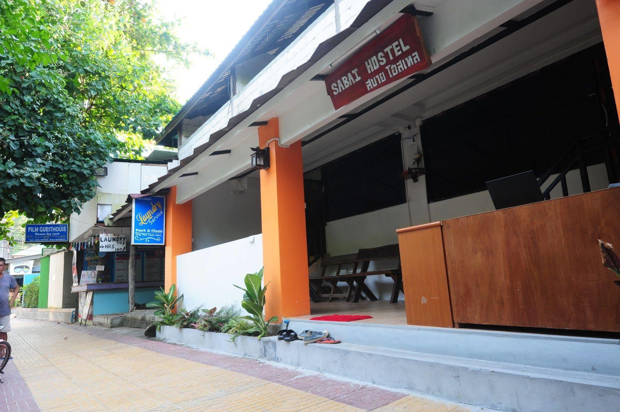 Sabai Hostel Phi Phi Don Exterior photo